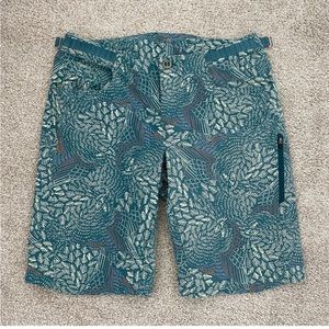 Patagonia Dirt Craft Bike Shorts, W's size 8